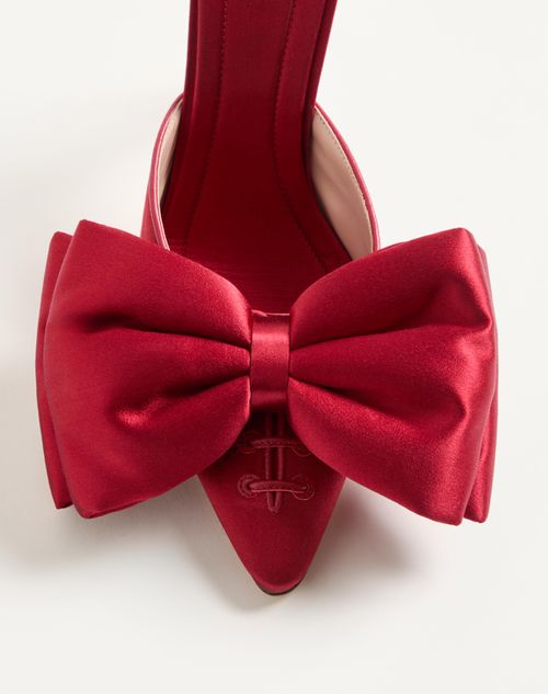 Valentino Garavani - Zapato Bajo Sin Talón Yolande De Satén Con Tacón De 105 mm - Rojo - Mujer - Salones