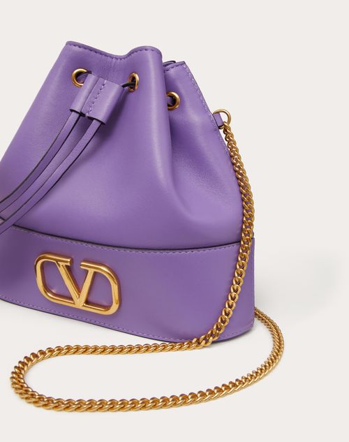 MINI BUCKET BAG IN NAPPA WITH VLOGO SIGNATURE CHAIN