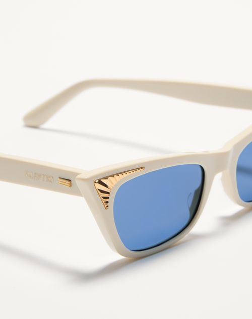  - Ivory/blue