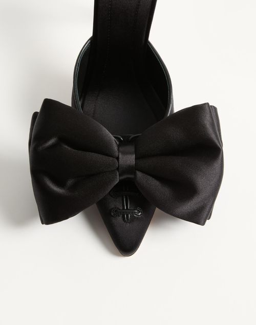 Valentino Garavani - Zapato Bajo Sin Talón Yolande De Satén Con Tacón De 105 mm - Negro - Mujer - Salones