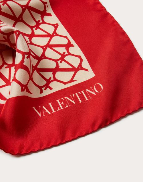Shop Valentino Garavani Toile Iconographe Silk Bandeau Scarf
