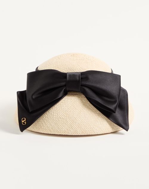 Valentino Garavani - Vlogo Signature Panama Bucket Hat With Satin Bow - Natural/black - Woman - Hats And Gloves