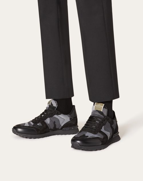 All black shop valentino rockrunner