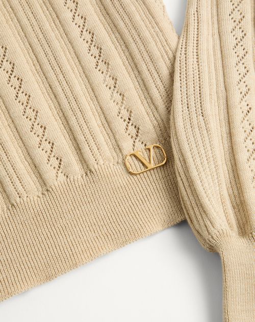  - Beige
