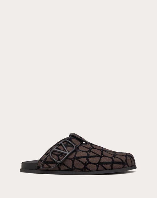 Mens valentino hot sale flip flops