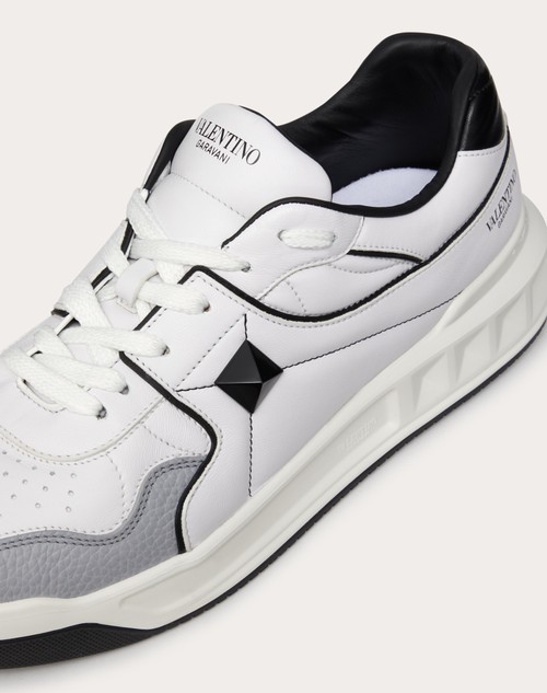 Valentino One Stud Low Sneaker White Black Grey