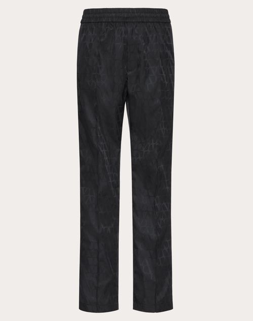 Valentino - Nylon Trousers With Toile Iconographe Pattern - Black - Man - Trousers And Shorts