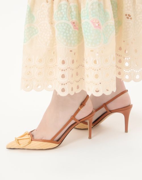 Valentino Garavani - Vlogo Signature Raffia Slingback Pumps 80mm - Beige - Woman - Pumps
