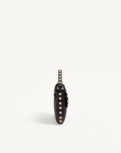 Valentino Garavani - Rockstud Grainy Calfskin Pouch - Black - Woman - Clutches