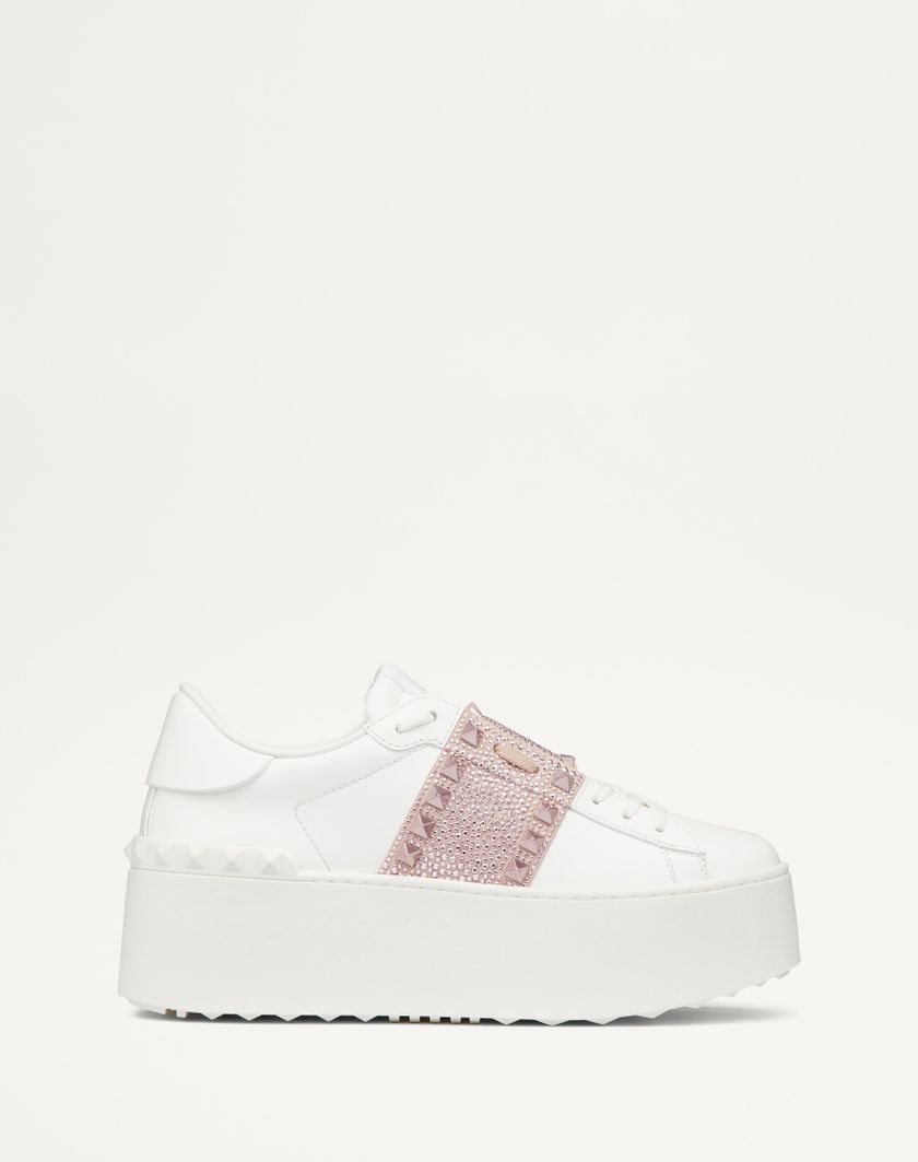 Valentino Handbags Sneaker Flatform Rockstud Untitled In Vitello Con Micro Borchie per Donna in Bianco/rose Quartz/rosa Chiaro | Valentino IT