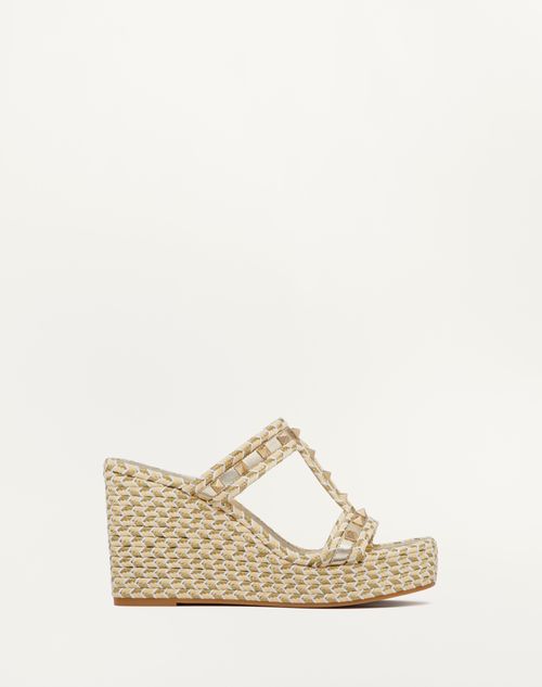 Valentino Garavani - Sandalo Zeppa Rockstud In Nappa Laminata 90mm - Naturale/avorio/oro/platino - Donna - Espadrillas E Zeppe