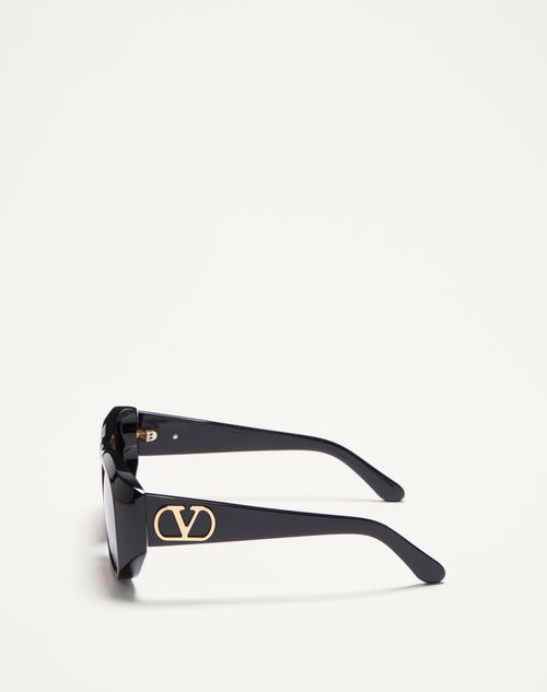  - Black/brown
