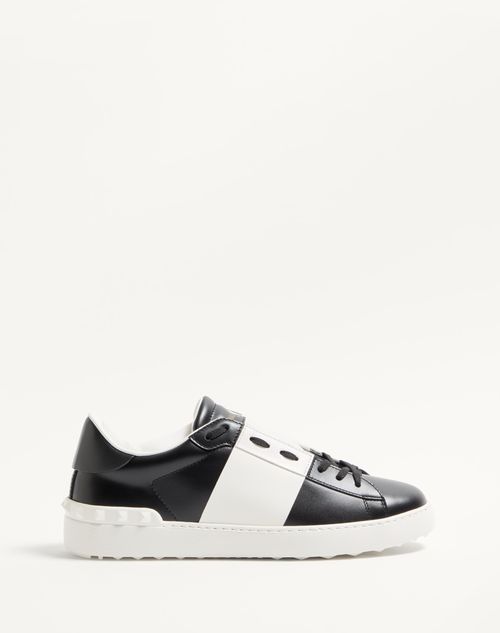Valentino Garavani - Calfskin Open Sneaker - Black/white - Man - Sneakers