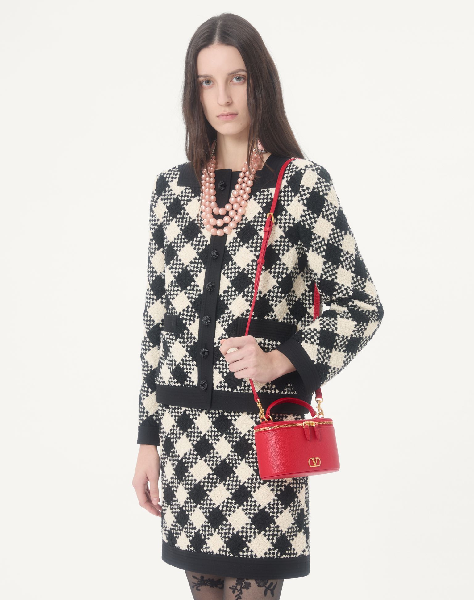 발렌티노 브이로고 시그니처 그레이니 카프스킨 미니 바니티 백 8W2P0AX8SNP_JU5