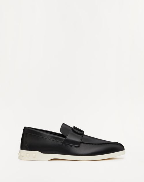 Valentino Garavani - Leisure Flows Calfskin Loafer - Black - Man - Loafers And Driver