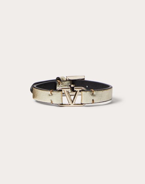 Valentino Garavani - Vlogo Signature メタリックカーフスキンレザー ブレスレット - プラチナ - 女性 - Leather Bracelets - Accessories