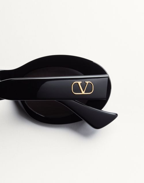 Valentino - Oval Acetate Eyewear - Black/grey - Woman - Eyewear