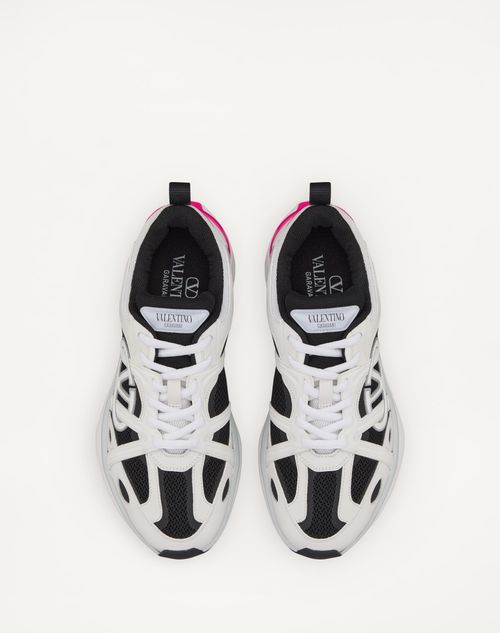  - Multicolor