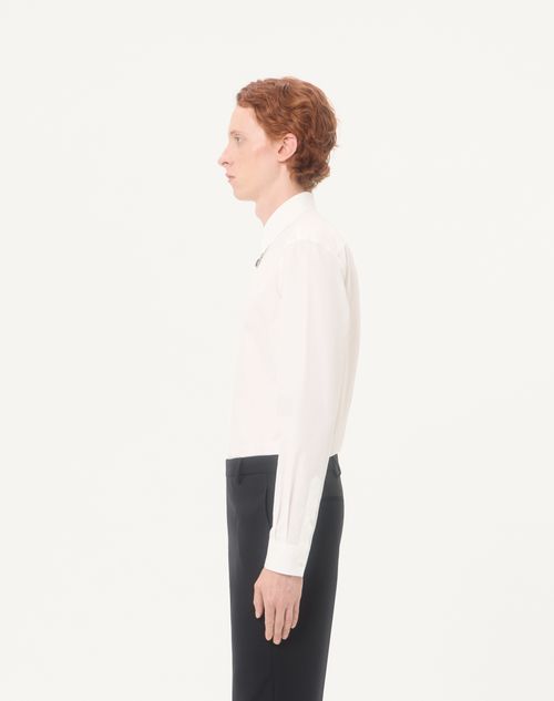 Valentino - Camicia A Maniche Lunghe Valentino In Popeline Di Cotone Con Alamaro Ricamato - Bianco/ Nero - Uomo - Camicie