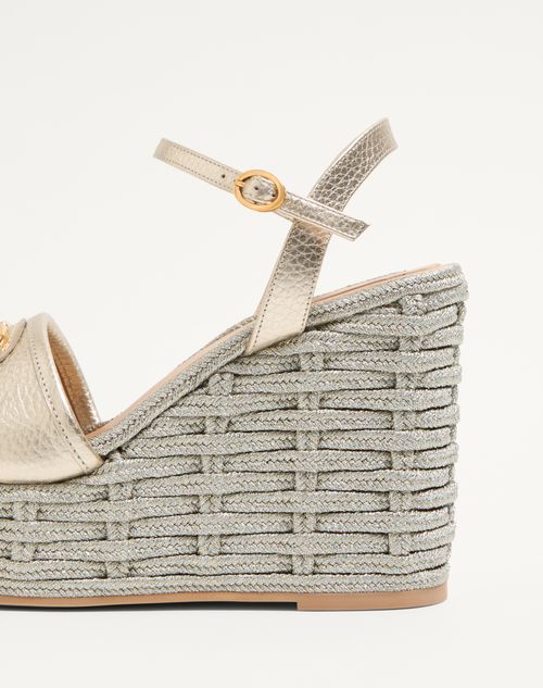 Valentino Garavani - VLOGO SIGNATURE WEDGE SANDAL IN LAMINATED GRAINY CALFSKIN 120MM - Platinum - Woman - Espadrilles And Wedges