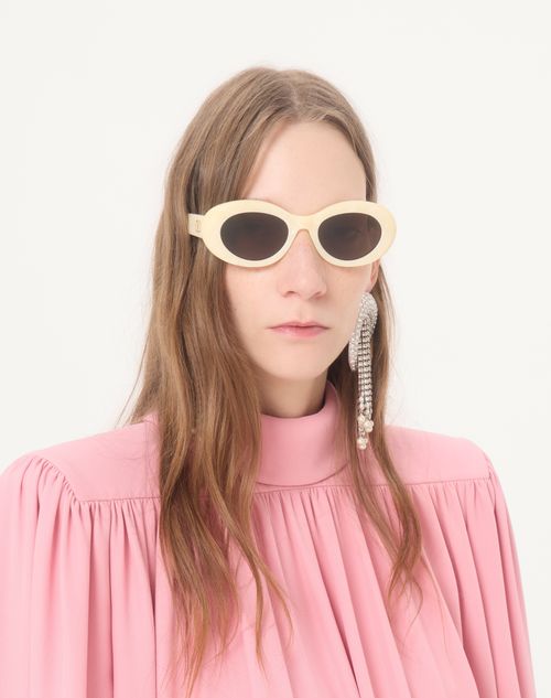 Valentino - Oval Acetate Eyewear - Ivory/brown - Woman - Eyewear