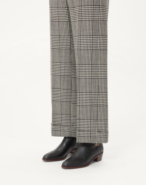 Valentino Garavani - Pat Ankle Boot In Kidskin - Black - Man - Shelf - M Shoes - Boots