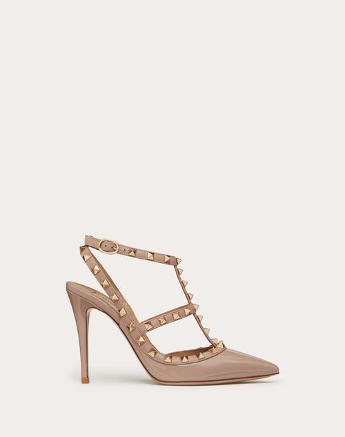 Valentino Garavani - Salones Rockstud De Charol Con Tiras Y Tacón De 100 Mm - Poudre - Mujer - Salones