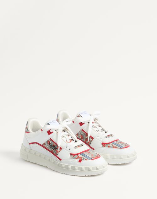 Valentino Garavani - Freedots Low-top Sneaker In Calfskin And Voyage Imaginaire Fabric - White/multicolor/coral - Man - Sneakers