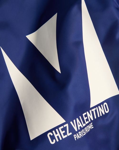  - Cobalt/white