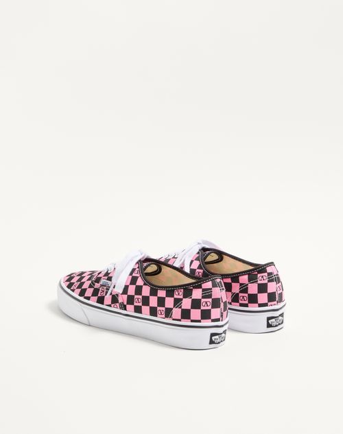 Valentino Garavani - Valentino Garavani And Vans Low-top Trainer In Fabric With Vlogo Checkerboard Print - Pink Orchid/black - Man - Shelf - M Shoes - Vans