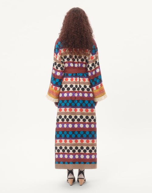  - Multicolour