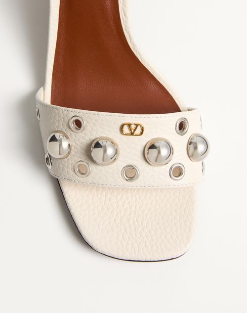  - Light Ivory