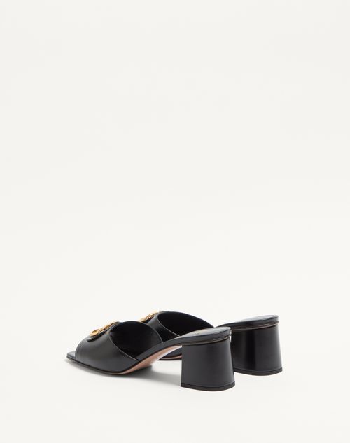Valentino Garavani - SANDALIA SIN TALÓN VLOGO SIGNATURE DE CUERO DE BECERRO CON TACÓN DE 60 MM - Negro - Mujer - Sandalias