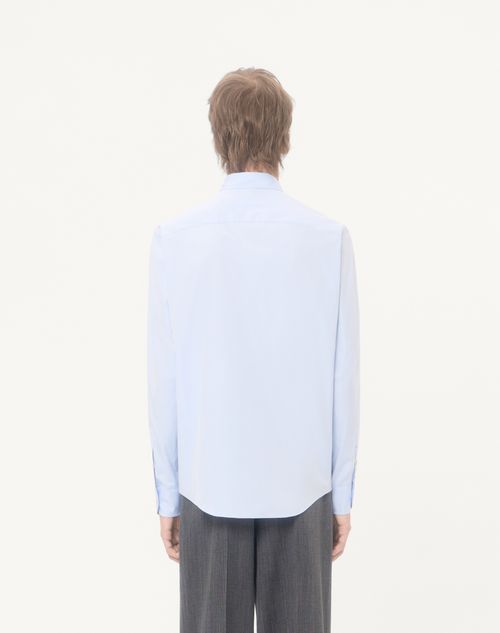 Valentino - Camicia A Maniche Lunghe Valentino In Cotone Oxford Leggero Con Patch Farfalla Ricamata - Azzurro - Uomo - Camicie