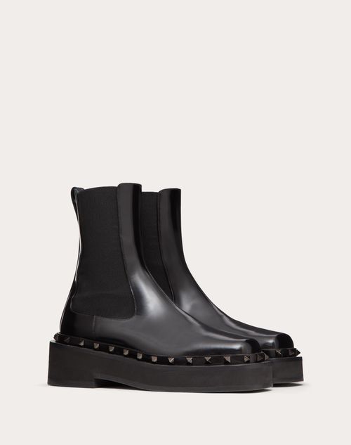 Valentino Garavani - M-way Rockstud Beatle In Calfskin With Tone-on-tone Studs 50 Mm - Black - Woman - Boots&booties - Shoes