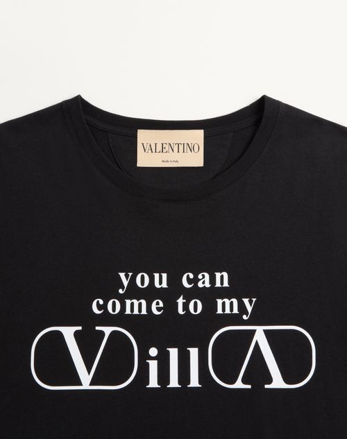 Valentino - 발렌티노 '유 캔 컴 투 마이 빌라' 프린트 코튼 저지 티셔츠 - 블랙/화이트 - 남성 - 티셔츠 & 스웻셔츠
