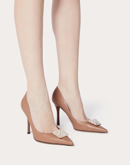 Valentino Garavani One Stud Pump With Crystals for Woman in | Valentino