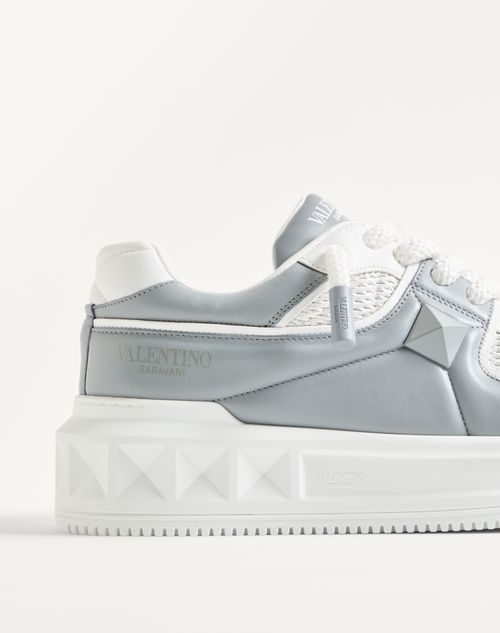  - White/nuage