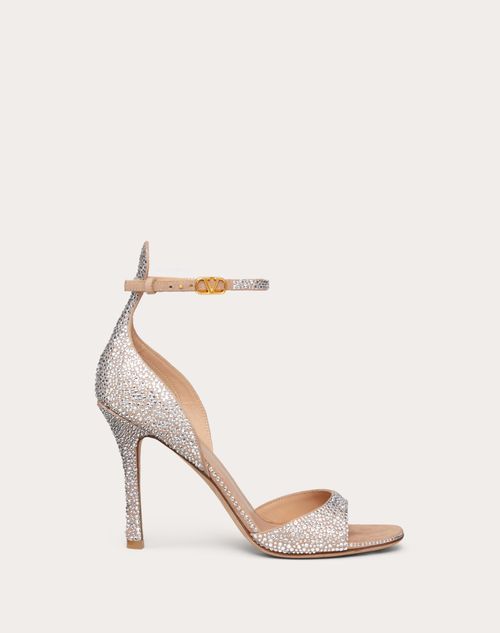 Tan on sale valentino sandals