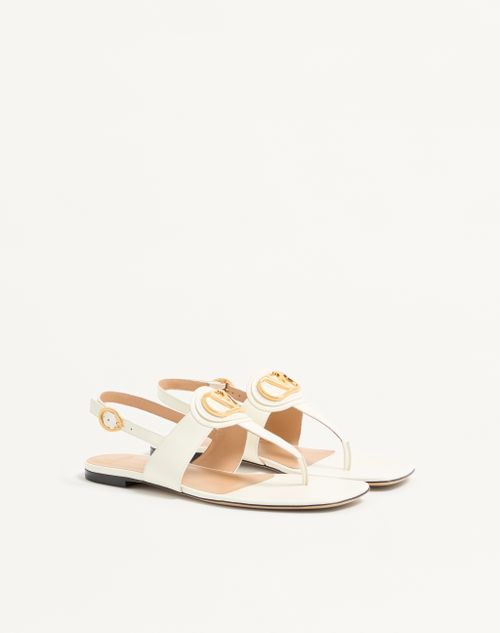 Valentino Garavani - Vlogo Signature Thong Sandal In Calfskin - Ivory - Woman - Sandals