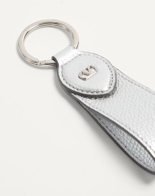Valentino Garavani - Vlogo Signature Keyring In Grainy Calfskin - Silver - Woman - Bag Charms And Keyrings