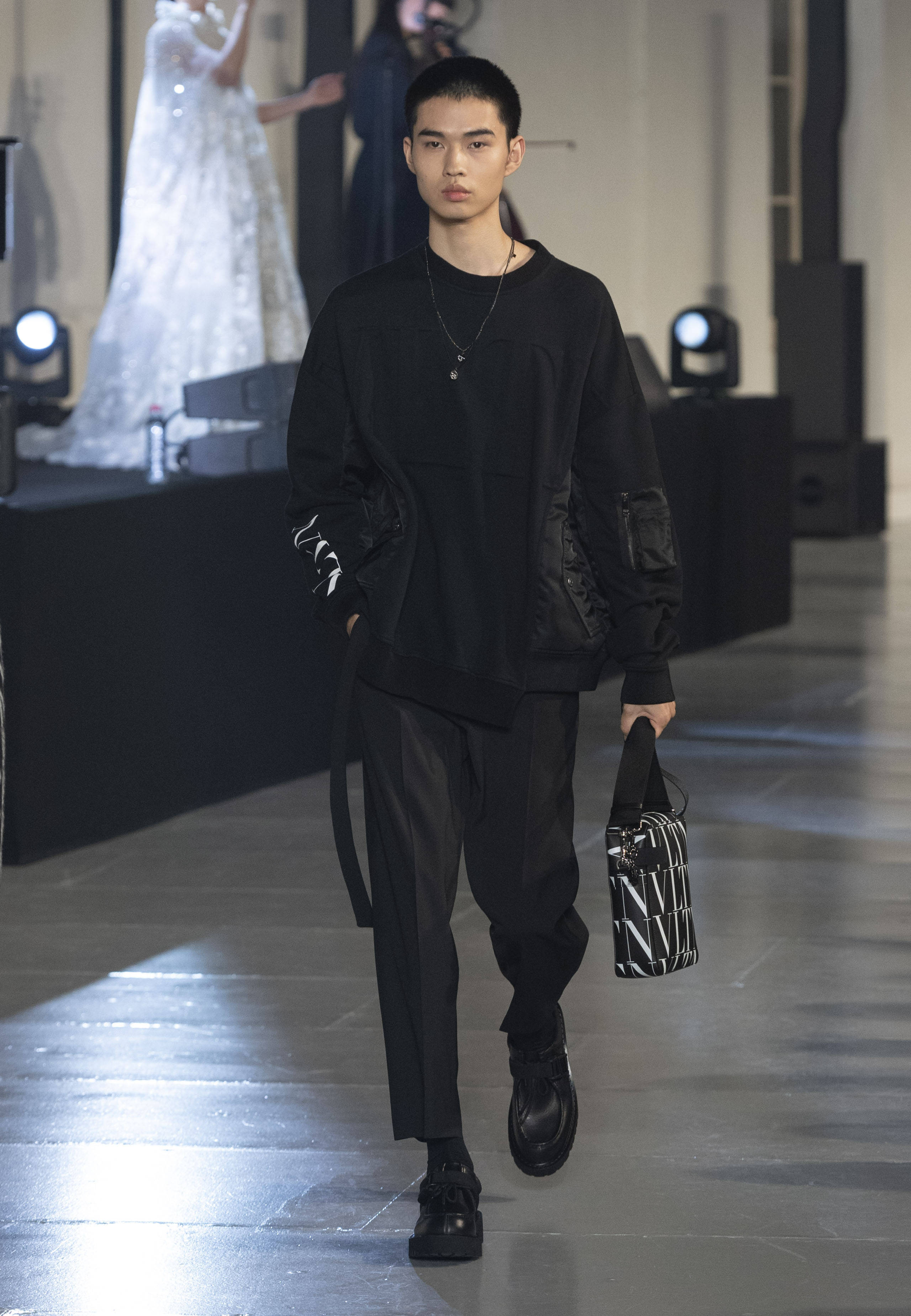Valentino - Fall/Winter 2020-21 Men's Collection - Look 23