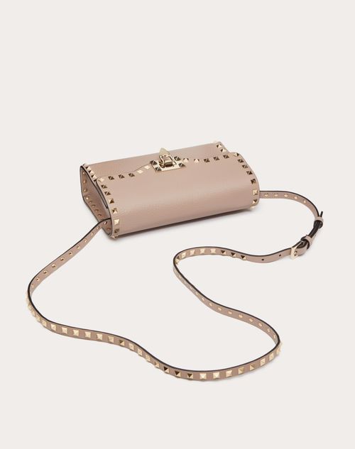 Kleine Crossbody Bag Rockstud Aus Gekorntem Kalbsleder fur Frau in Schwarz Valentino DE