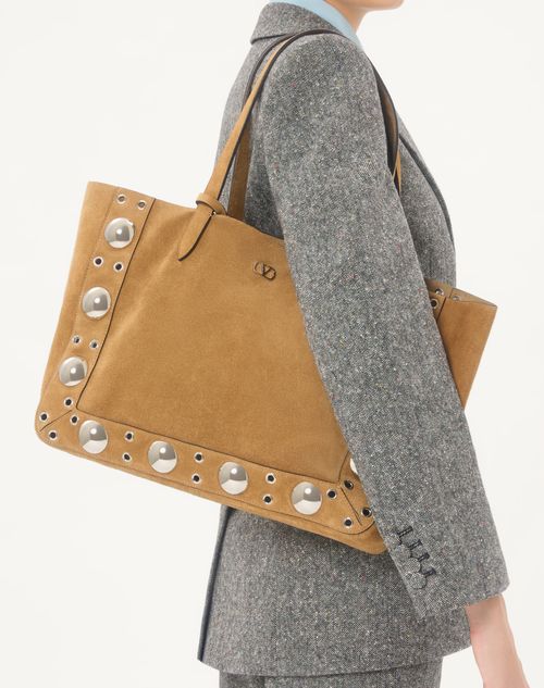Valentino Garavani - Borsa Shopping Media Valentino Garavani Nellcôte In Suede - Havana Beige - Donna - Borse Shopping
