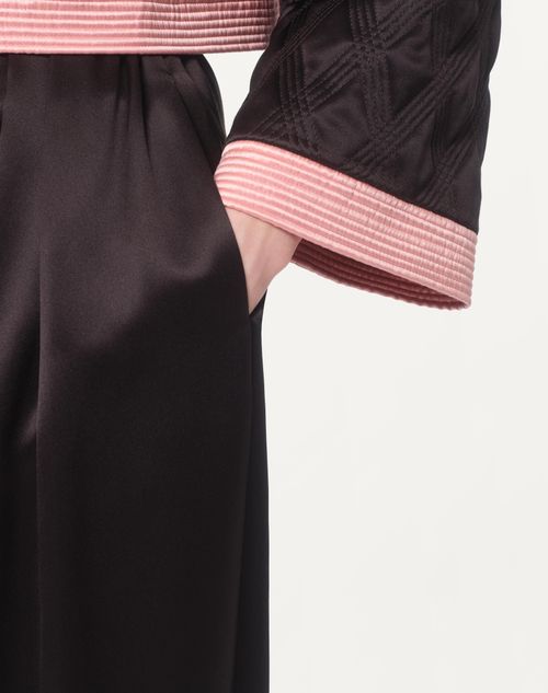  - Black/geranium