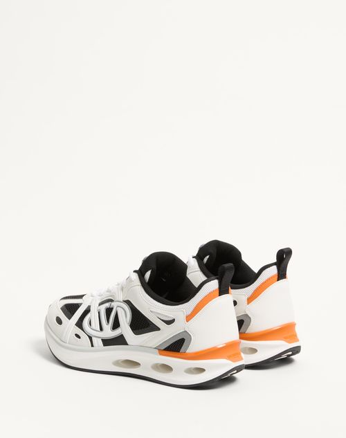  - Black/white/pastel Grey/orange