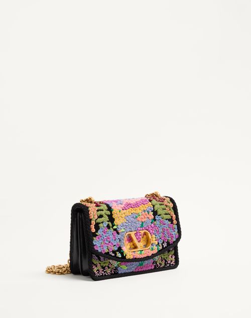  - Multicolor