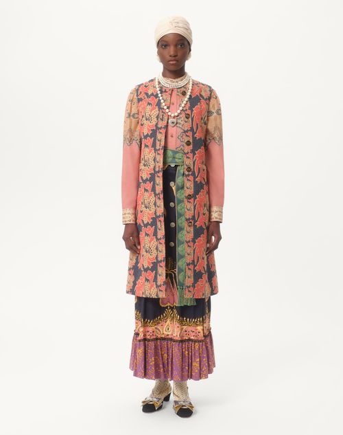  - Multicolour