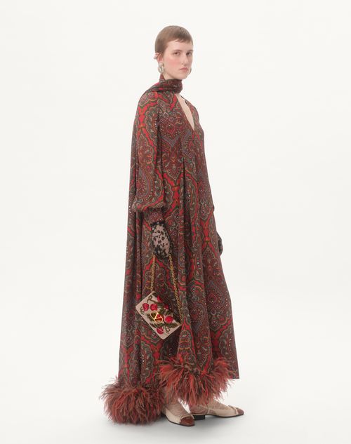 Valentino Garavani Vain Embroidered Shoulder Clutch With Valentino Garavani Vain Embroidered Shoulder Clutch With