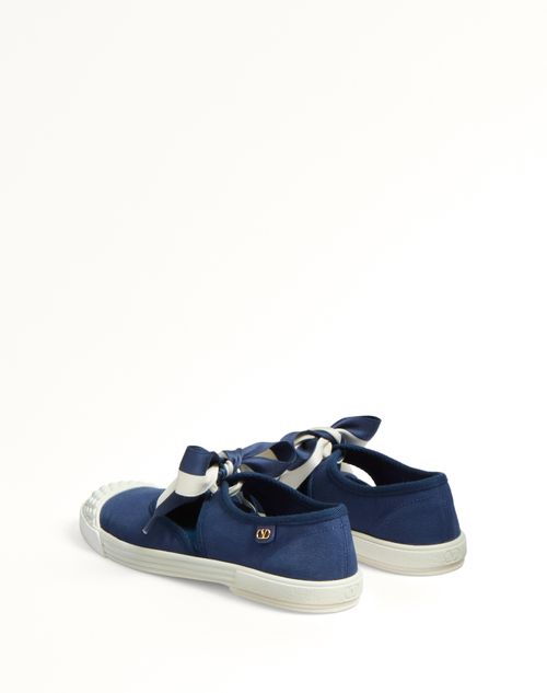  - Indigo/ivory
